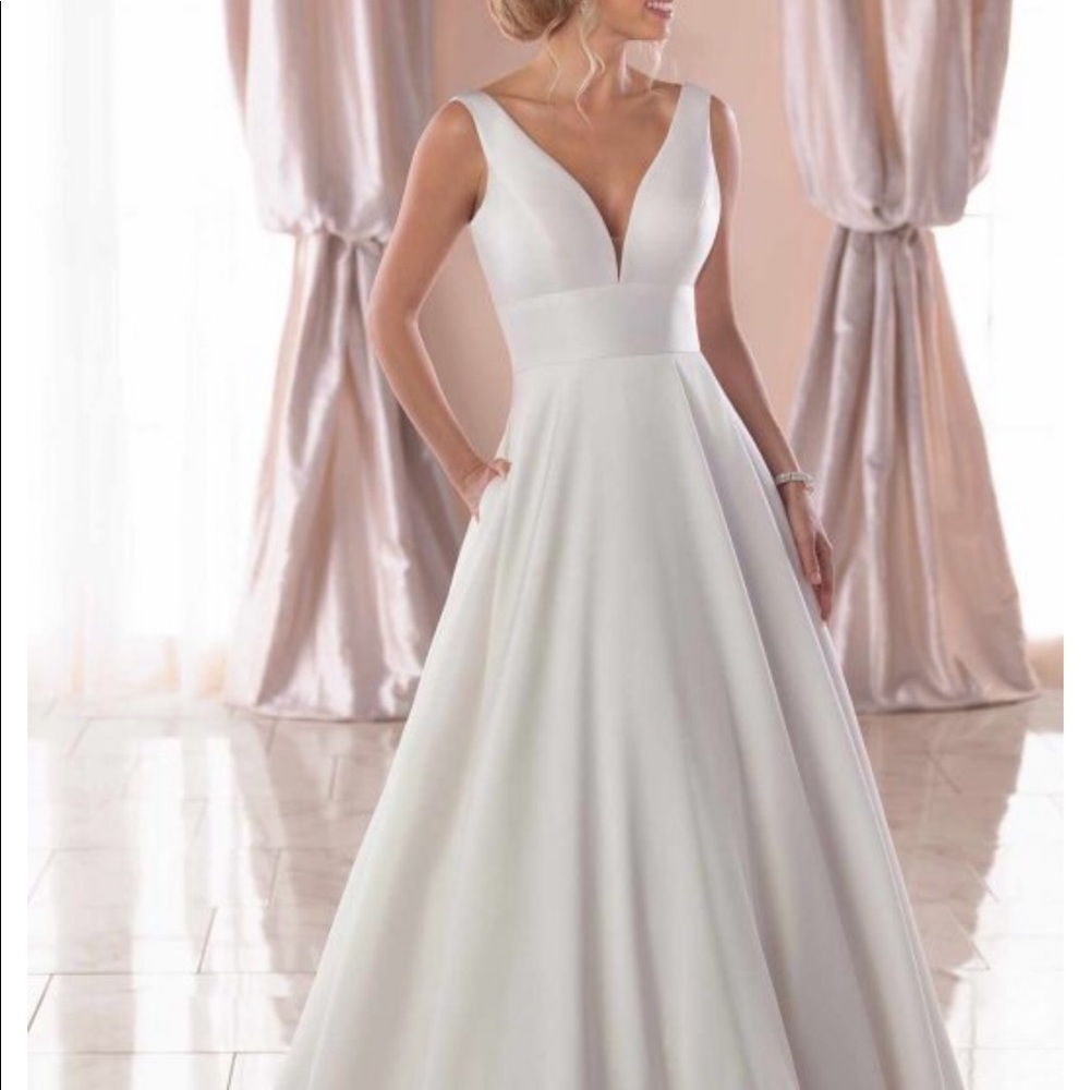 Wedding Dress - Stella York #6758